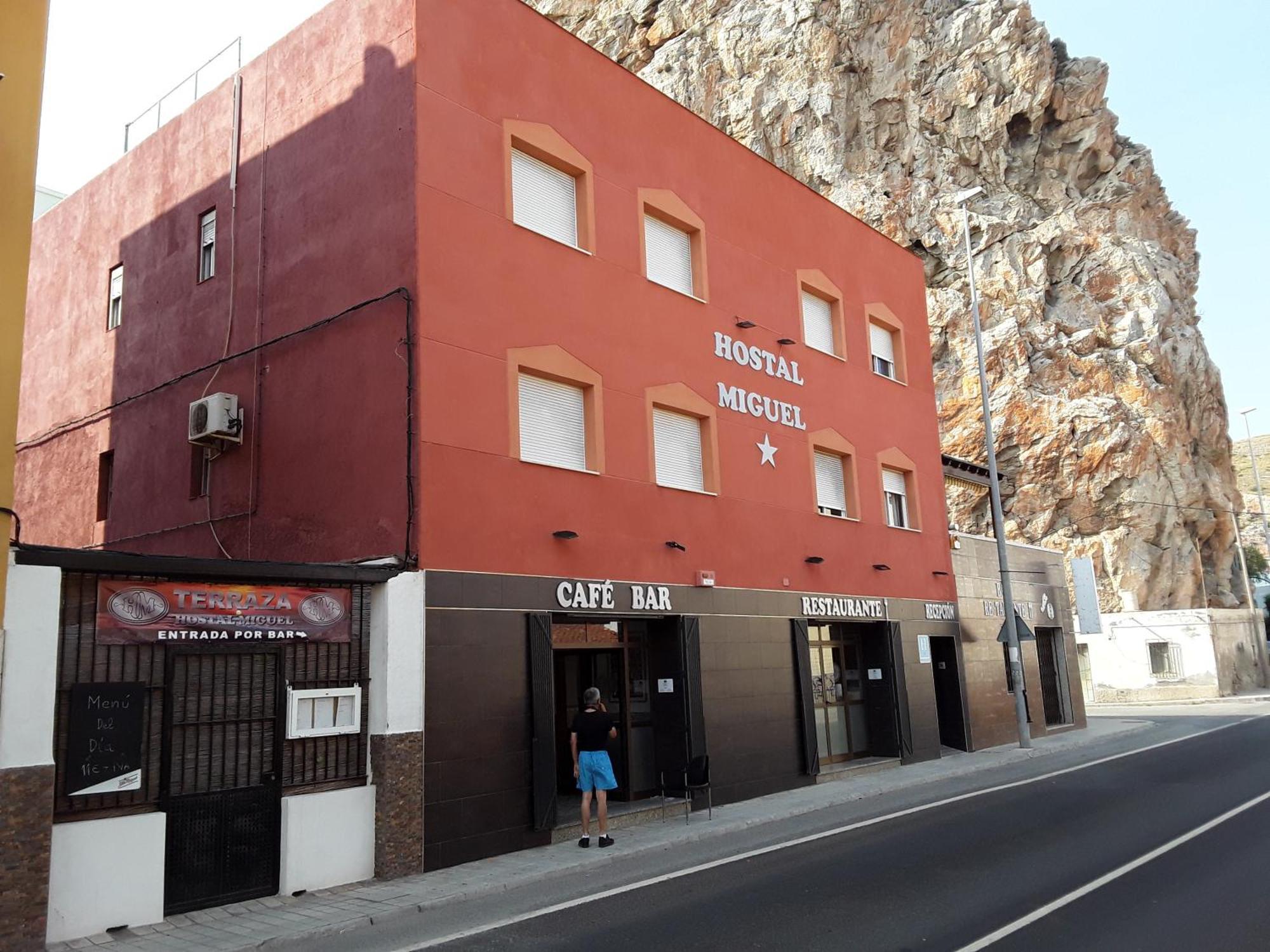 Hostal Miguel カラオンダ エクステリア 写真